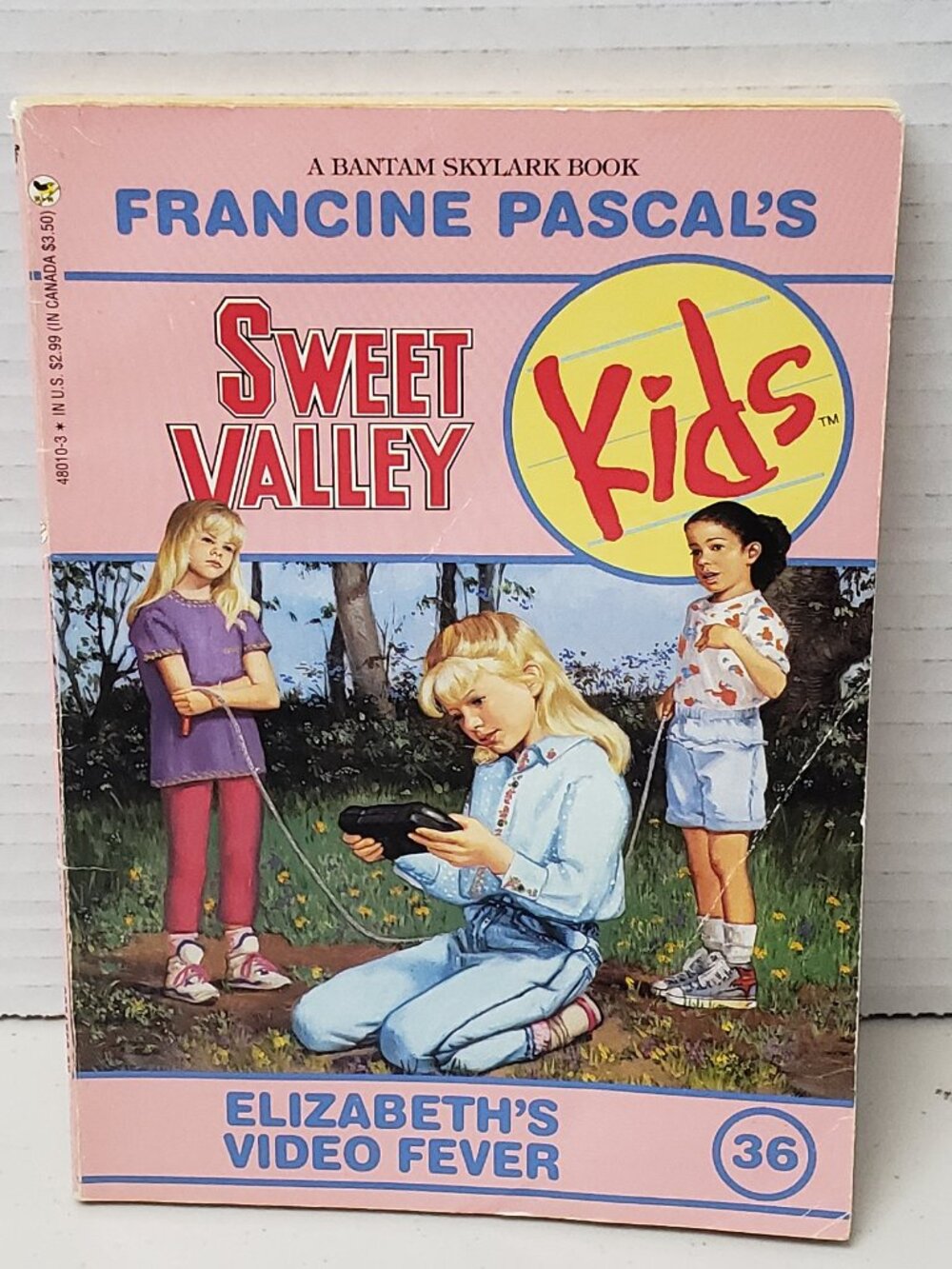 Sweet Valley Kids #36 Elizabeth's Video Fever